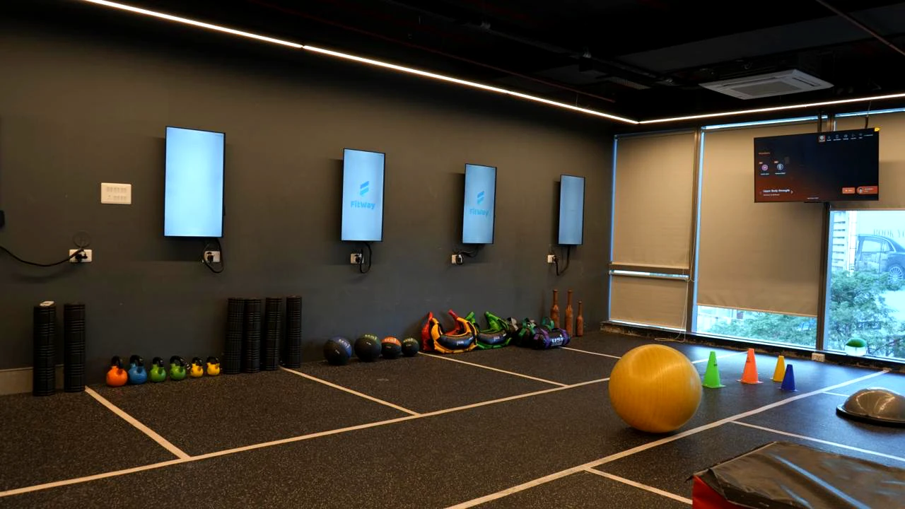 Open functional workout space